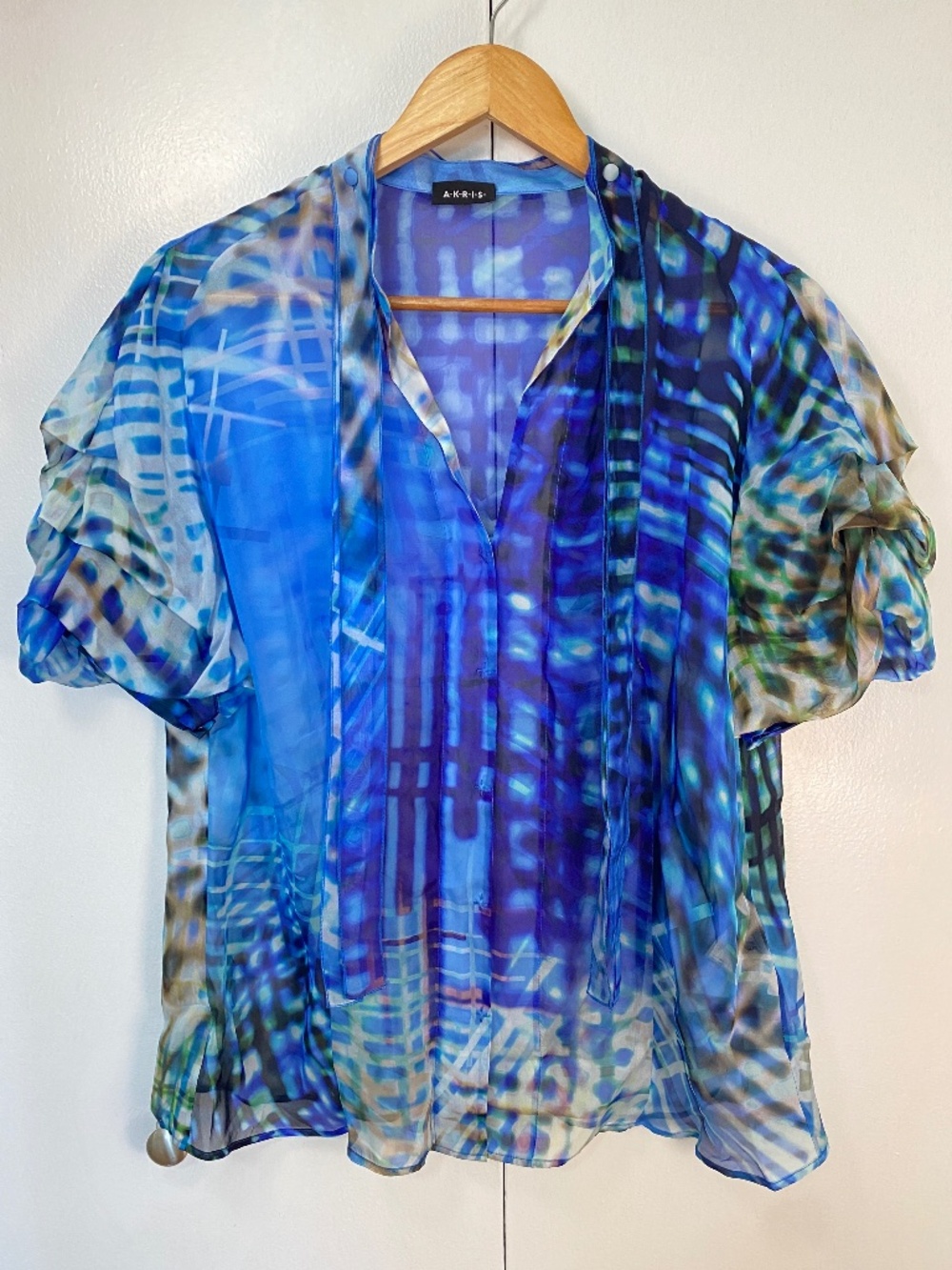 100% Silk Georgette Akris Abstract Plaid Tie Dye Tie-Neck Blouse